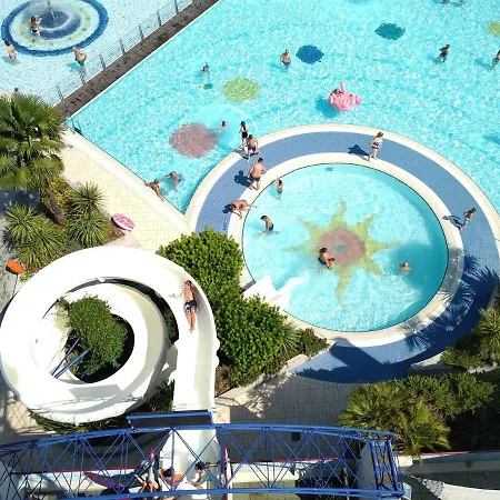 Villaggio Planetarium - Urano 아파트 *